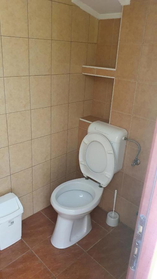Sunshine Sh Apartmanhaz Lägenhet Zamárdi Exteriör bild