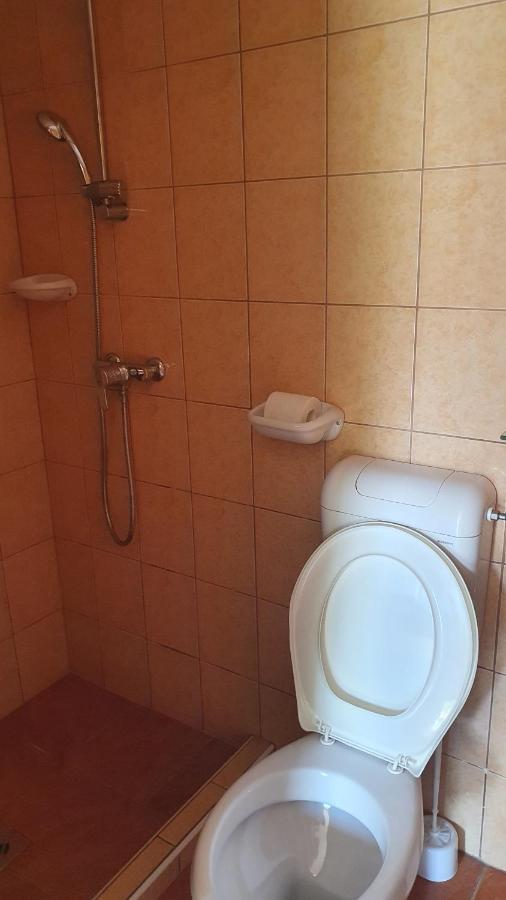 Sunshine Sh Apartmanhaz Lägenhet Zamárdi Exteriör bild